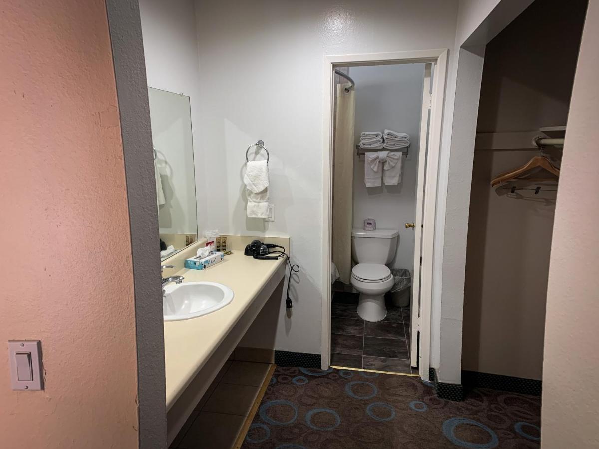 Ventura Grand Inn Mammoth Lakes Exteriör bild